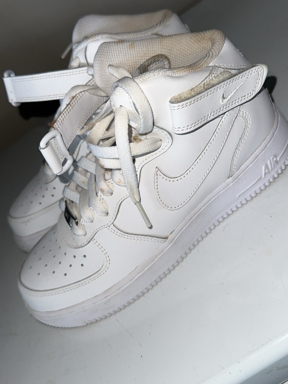 Nike Kids White High-Top Air Force ones size 7y unisex